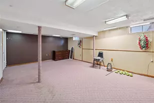 1914 Riggs Rd, South Park, PA 15129 - Photo 29