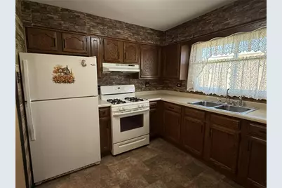 10 Darby Avenue, Georges Township, PA 15436 - Photo 9