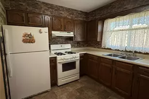 10 Darby Ave, Georges Township, PA 15436 - Photo 9