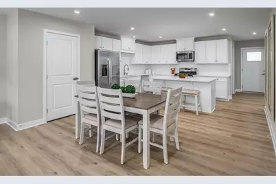 464 Clubhouse Drive, Rostraver, PA 15012 - Photo 5