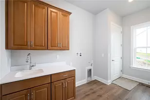 4027 Evilyn Dr, Economy, PA 15005 - Photo 15