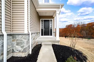 4027 Evilyn Dr, Economy, PA 15005 - Photo 3