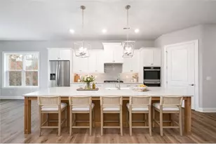 4027 Evilyn Dr, Economy, PA 15005 - Photo 5