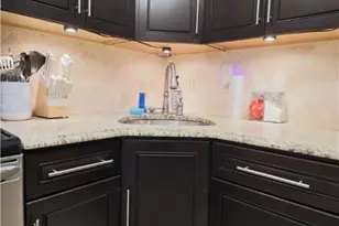 515 Lockhart St, Pittsburgh, PA 15212 - Photo 11