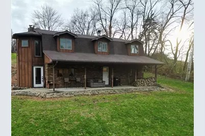 118 Twin Lakes Ln, Jefferson Township, PA 16002 - Photo 1