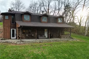 118 Twin Lakes Ln, Jefferson Township, PA 16002 - Photo 1