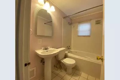 806 Kerry Hill Dr, Pittsburgh, PA 15234 - Photo 15