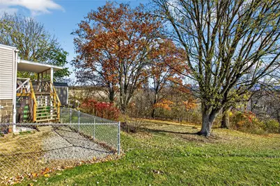 326 Narrows Rd, Connellsville, PA 15425 - Photo 5