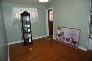 30 Station St, Carnegie, PA 15106 - Photo 11