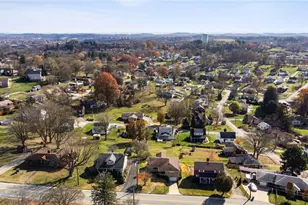 421 Robbins Station Rd, North Huntingdon, PA 15642 - Photo 31