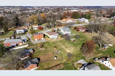 421 Robbins Station Rd, North Huntingdon, PA 15642 - Photo 29