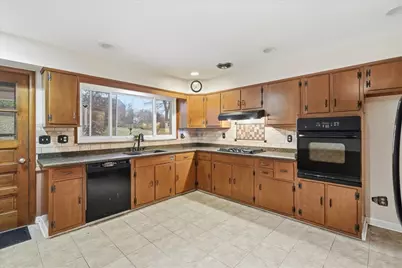 2218 Country Club Drive, Pittsburgh, PA 15241 - Photo 9