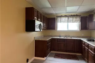 221 Leise Ln, Slippery Rock, PA 16117 - Photo 5