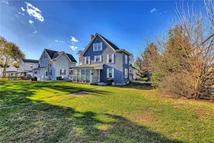 115 W 5th Ave, Derry Boro, PA 15627 - Photo 5