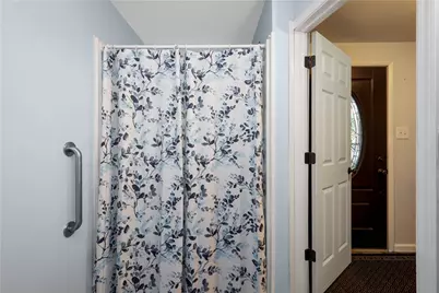 1124 Tidewood Dr, Bethel Park, PA 15102 - Photo 15