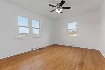 1300 Main St, Bentleyville, PA 15314 - Photo 23