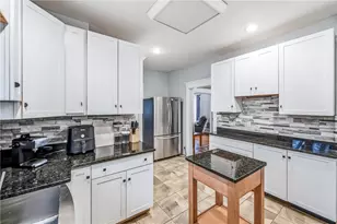 651 N Buhl Farm Dr, Hermitage, PA 16148 - Photo 23