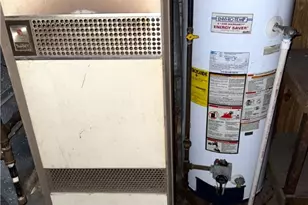 98 Cuyler Ave, Jeannette, PA 15644 - Photo 15