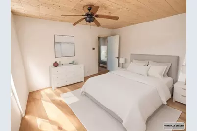 98 Cuyler Ave, Jeannette, PA 15644 - Photo 13