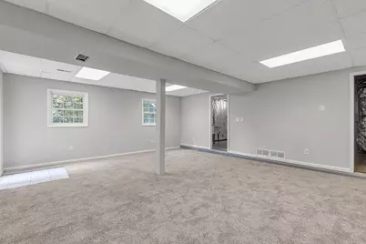 801 Lexington Dr, Hopewell Township, PA 15001 - Photo 29