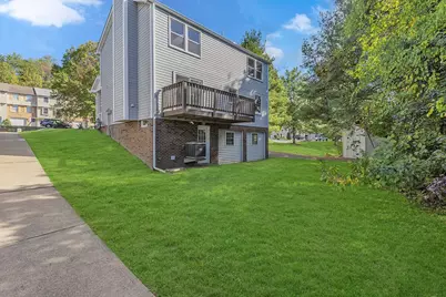 801 Lexington Dr, Hopewell Township, PA 15001 - Photo 5