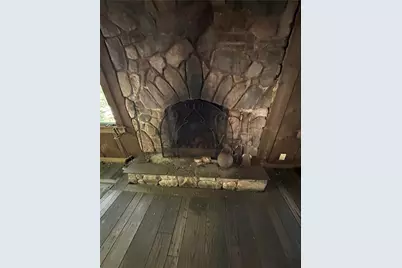 360 Lakewood Gardens Rd, Hickory Township, PA 16105 - Photo 7