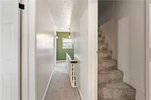 34 Sharon St, Pittsburgh, PA 15210 - Photo 25