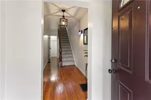 34 Sharon St, Pittsburgh, PA 15210 - Photo 5