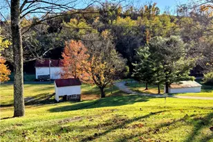241 Lyons Rd, Donegal, PA 15323 - Photo 11