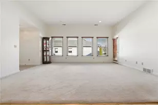 3205 Penny Ln, Neshannock Township, PA 16105 - Photo 9