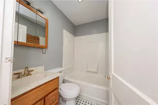 2402 W Main St, Aliquippa, PA 15001 - Photo 9