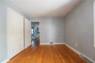 2402 W Main St, Aliquippa, PA 15001 - Photo 11