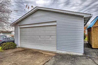 329 Price Street, Hempfield Township, PA 15619 - Photo 31