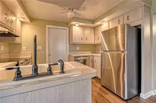 329 Price St, Hempfield Township, PA 15619 - Photo 7