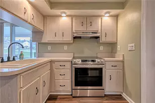 329 Price St, Hempfield Township, PA 15619 - Photo 5