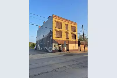 112 N Liberty St, New Castle, PA 16102 - Photo 1