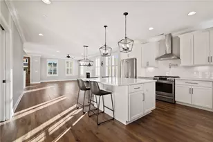 17 Carolina Ave, Oakmont, PA 15139 - Photo 9