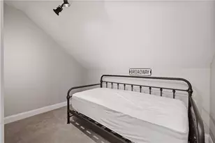 17 Carolina Ave, Oakmont, PA 15139 - Photo 33