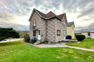 508 Todd Ave, Ellwood City, PA 16117 - Photo 3