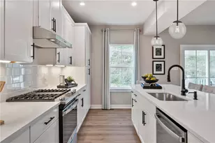 211 Winthrop Dr, Peters Township, PA 15367 - Photo 9