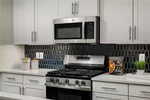 111 Barnett St, Peters Township, PA 15367 - Photo 5