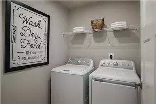 204 Winthrop Dr, Peters Township, PA 15367 - Photo 21