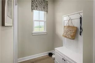 204 Winthrop Dr, Peters Township, PA 15367 - Photo 11