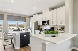 413 Harmon Ct, Pittsburgh, PA 15090 - Photo 3