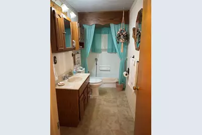 132 Marlene Dr, Chippewa Township, PA 15010 - Photo 11