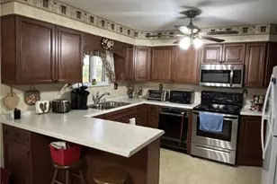 132 Marlene Dr, Chippewa Township, PA 15010 - Photo 5