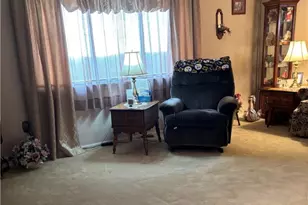 132 Marlene Dr, Chippewa Township, PA 15010 - Photo 9