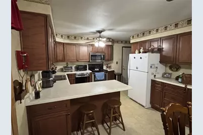 132 Marlene Dr, Chippewa Township, PA 15010 - Photo 3