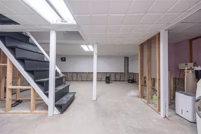 111 Leopard Rd, Connoquenessing Township, PA 16033 - Photo 27