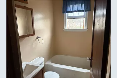 3127 Millers Run Rd, Cecil, PA 15321 - Photo 9